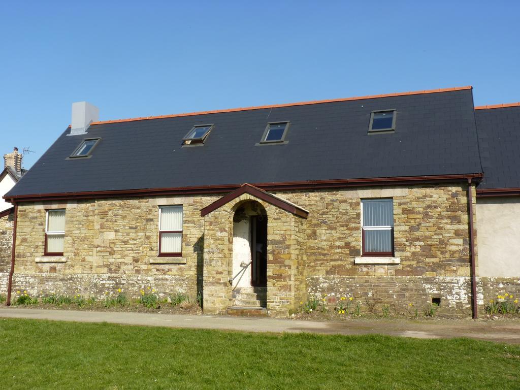 Old Police House Acomodação com café da manhã Haverfordwest Exterior foto